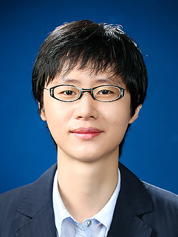장윤재 사진