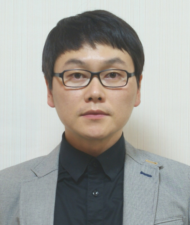 김정민 사진