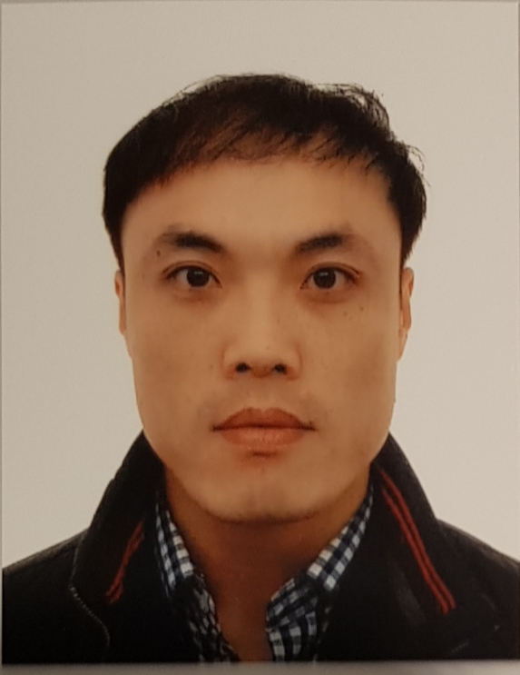 김성욱 사진